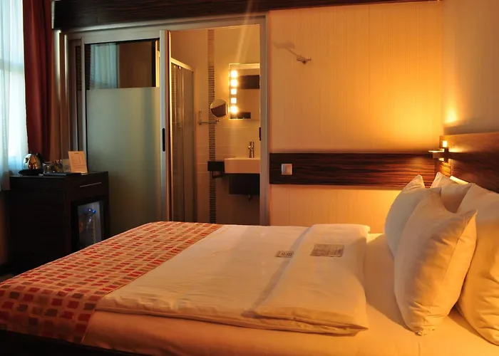 Wes Hotel